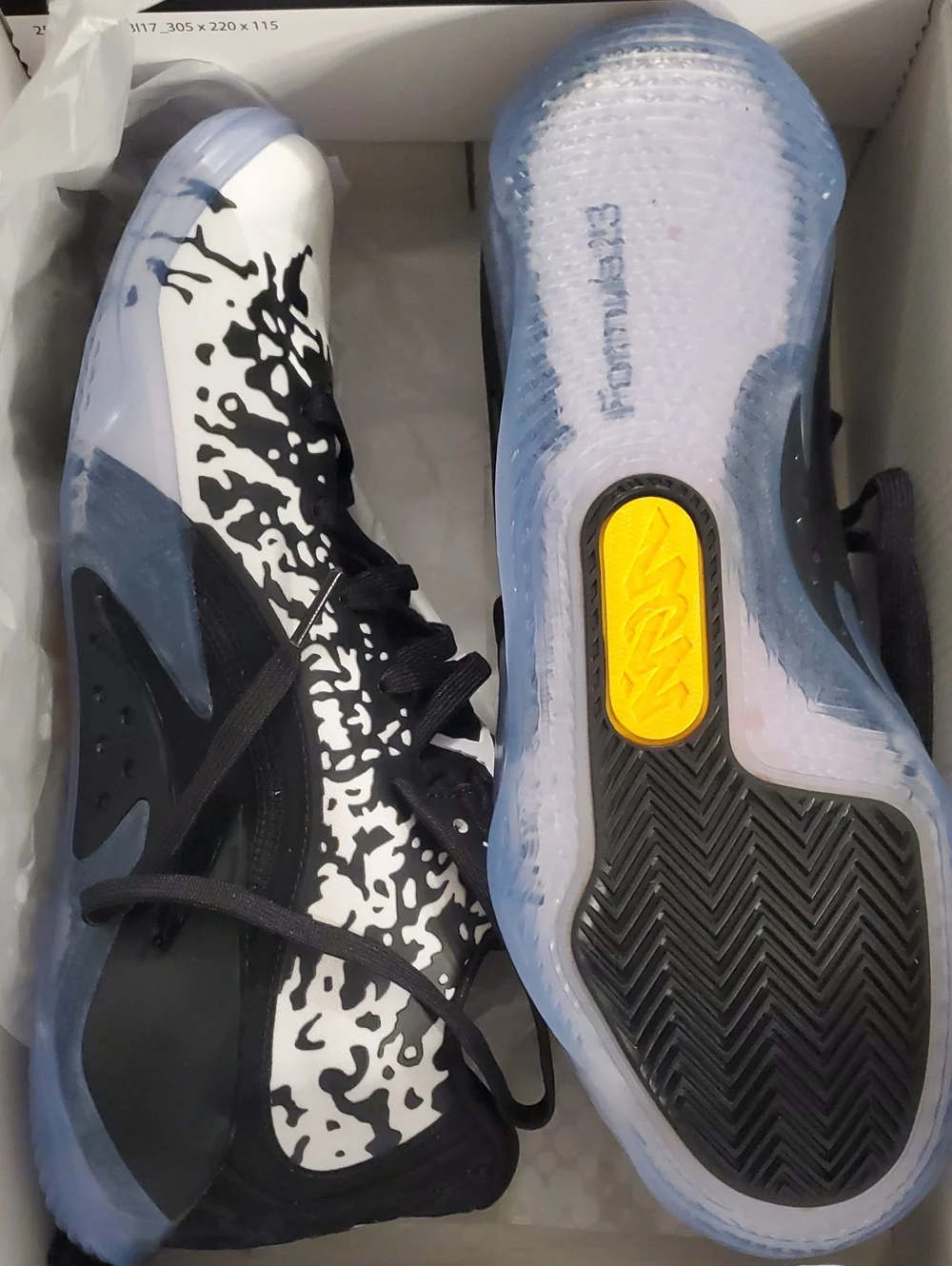 Zion 3 Black & White Splash Athletic Shoes